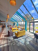 JetPark Hotel Hamilton Airport
