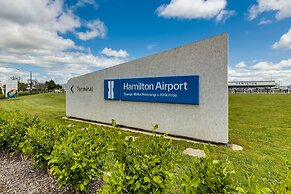 JetPark Hotel Hamilton Airport