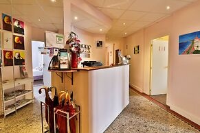 Hotel Victor Hugo