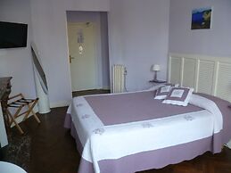 Hotel Victor Hugo