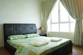 YYK 1Borneo Condominium
