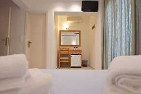 Zeus Hotel