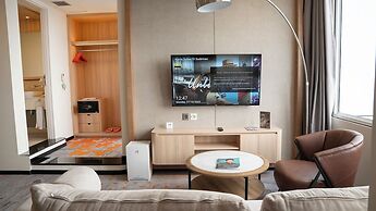 HARRIS Suites FX Sudirman Jakarta