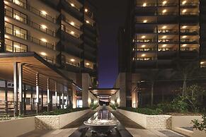 Oaks Redcliffe Mon Komo Suites