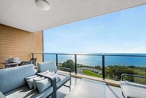 Oaks Redcliffe Mon Komo Suites