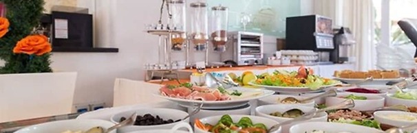 Apartamentos Marola Park