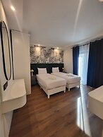 Carlton Hotel
