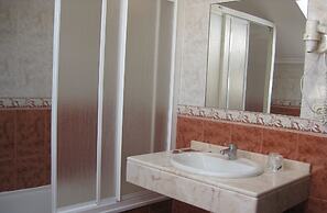 Hotel Entremontes