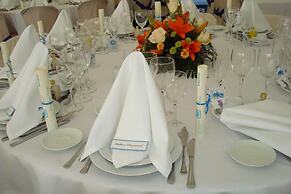Hotel Los Perales