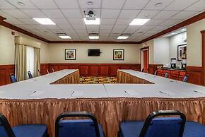 Hampton Inn & Suites Detroit/Chesterfield Township