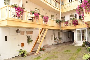Skapo Apartments