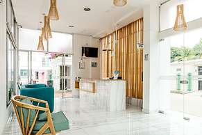 Hotel Manantial