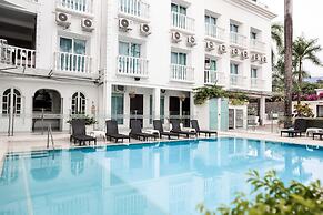 Hotel Manantial