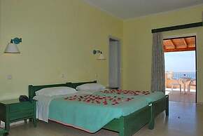 Paramonas Hotel