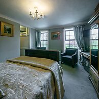 East Hook Farm & Country House