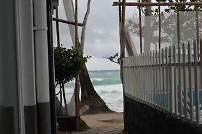 Grand Blue Beach Hotel