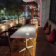 Hotel Reina Isabel
