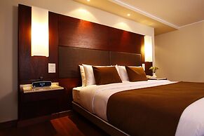 Hotel Reina Isabel