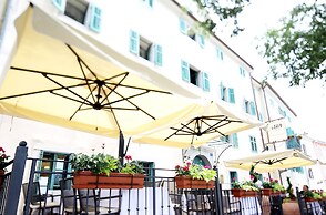 Vela Vrata Hotel