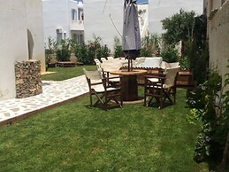 Free Sun Rooms and Apartments