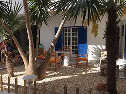 Free Sun Rooms and Apartments