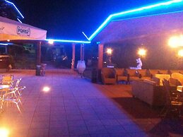 Hotel Quo Vadis