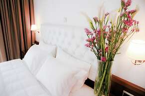 Armata Boutique Hotel