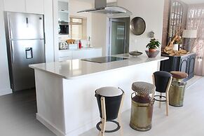 Icon Luxury Apartments