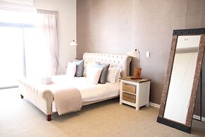Icon Luxury Apartments