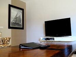 Icon Luxury Apartments