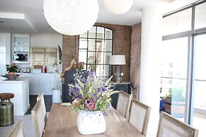 Icon Luxury Apartments