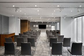 Aloft by Marriott London Excel