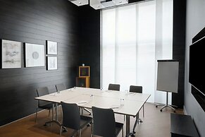 Aloft by Marriott London Excel