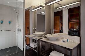Aloft by Marriott London Excel