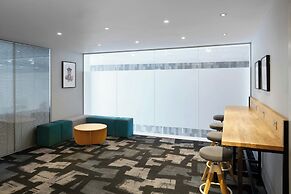 Aloft by Marriott London Excel