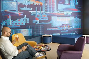 Aloft by Marriott London Excel