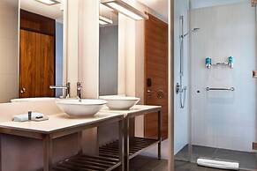 Aloft by Marriott London Excel