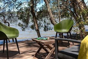 Eumarella Shores Noosa Lake Retreat