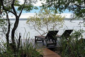Eumarella Shores Noosa Lake Retreat