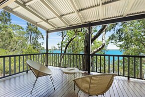 Eumarella Shores Noosa Lake Retreat
