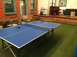 1849 Backpackers Hotel