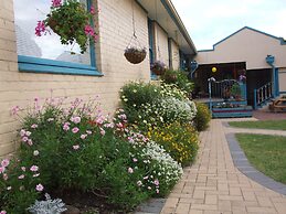 1849 Backpackers Hotel
