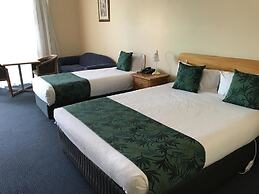 Cascades Motor Inn