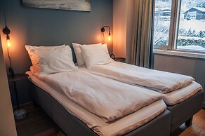 Trolltunga Hotel