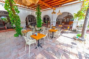 Hotel Mariscal Robledo