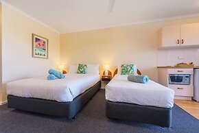 South Seas Motel