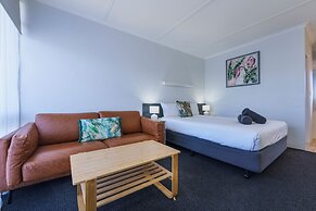 South Seas Motel