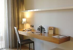 ParkTower Suites