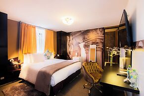 Dreams Boutique Hotel