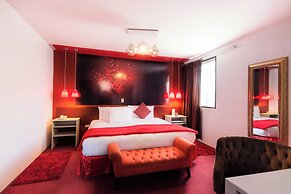 Dreams Boutique Hotel